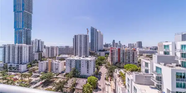 333 NE 24th St Unit 1611