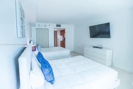 1200 Brickell Bay Dr