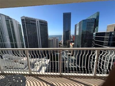 1200 Brickell Bay Dr