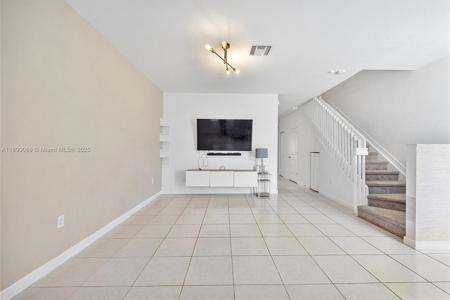 10013 SW 228th Ter