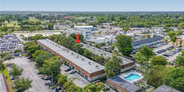 15385 S Dixie Hwy 4 Hwy