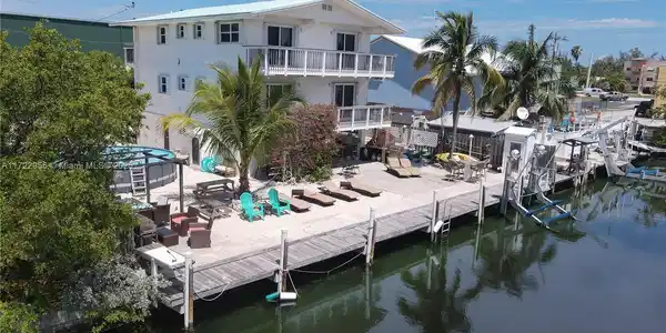 442 48th Street Ocean