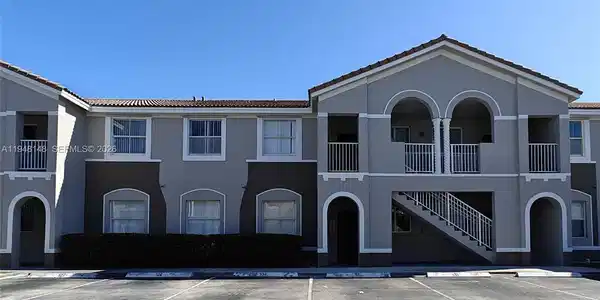 2637 SE 16th Ter