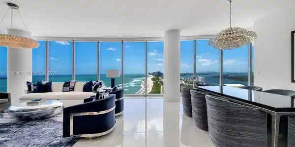 15701 Collins Ave