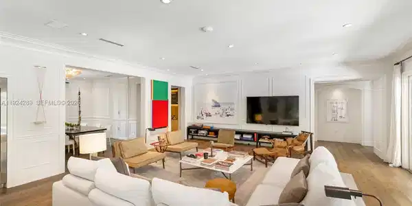 155 San Souci Dr