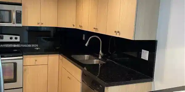 13155 Ixora Ct