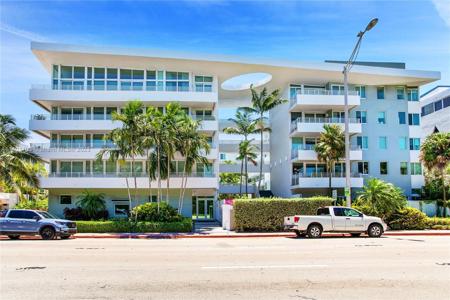 7800 Collins Ave Unit 204