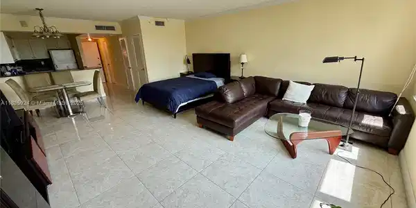 2501 S Ocean Dr