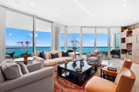 16051 Collins Ave