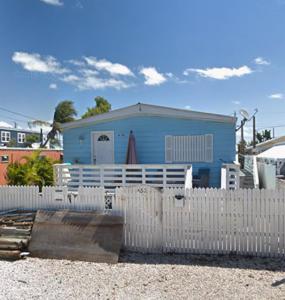 32G Miriam St