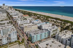 713 Collins Ave Unit 42