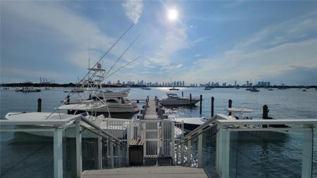 1200 West Ave