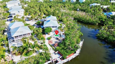 20 Palm DR