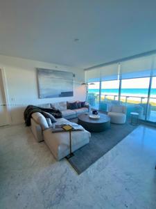 5775 Collins Ave