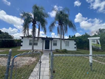 15510 Leisure Dr