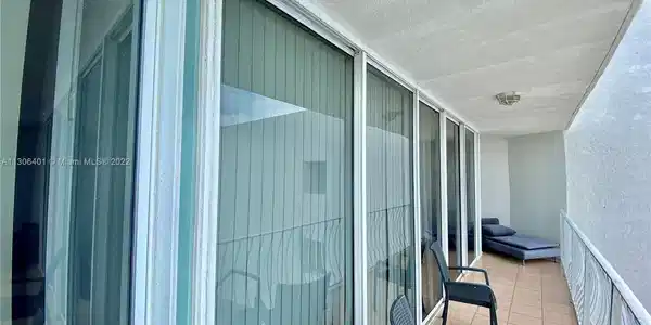 7601 E Treasure Dr Unit PH121