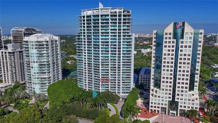 2627 S Bayshore Dr