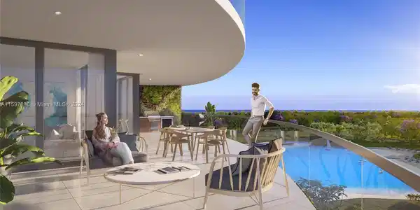 2411 Laguna Cir