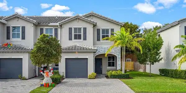 1100 SE 26th Ter