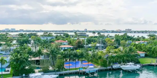 10000 W Bay Harbor Dr