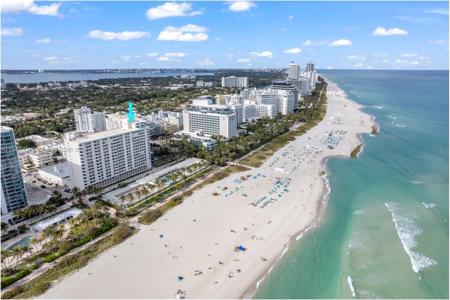 2899 Collins Ave