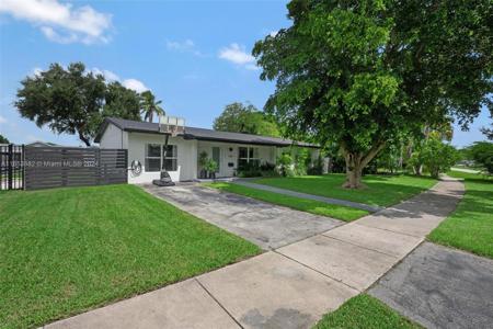 9301 Sterling Dr