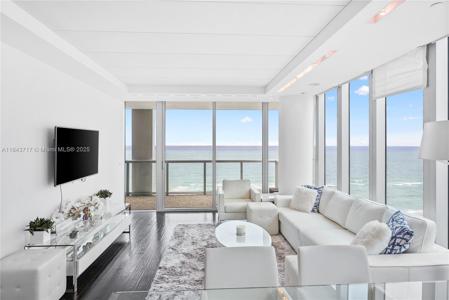 6799 Collins Ave