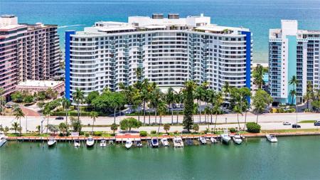 5161 Collins Ave