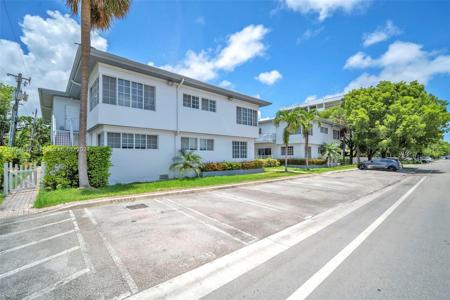 9280 Bay Harbor Ter