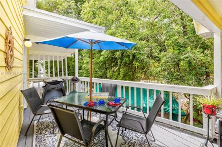 89 N Bay Harbor Dr