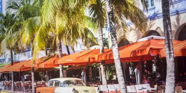 1390 Ocean Dr