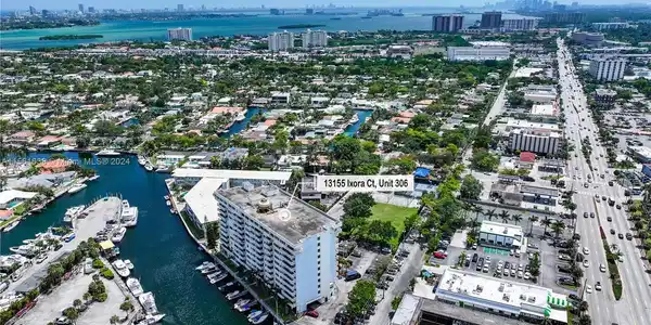13155 Ixora Ct