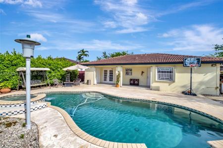 11318 SW 244th Ter
