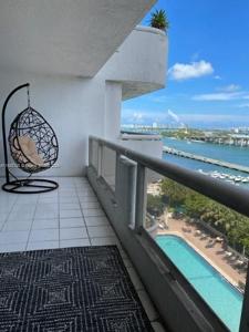 1717 N Bayshore Dr