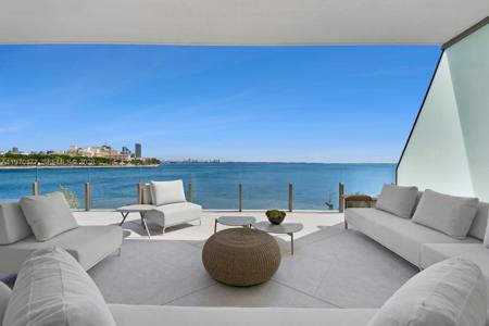 5 Grove Isle Drive