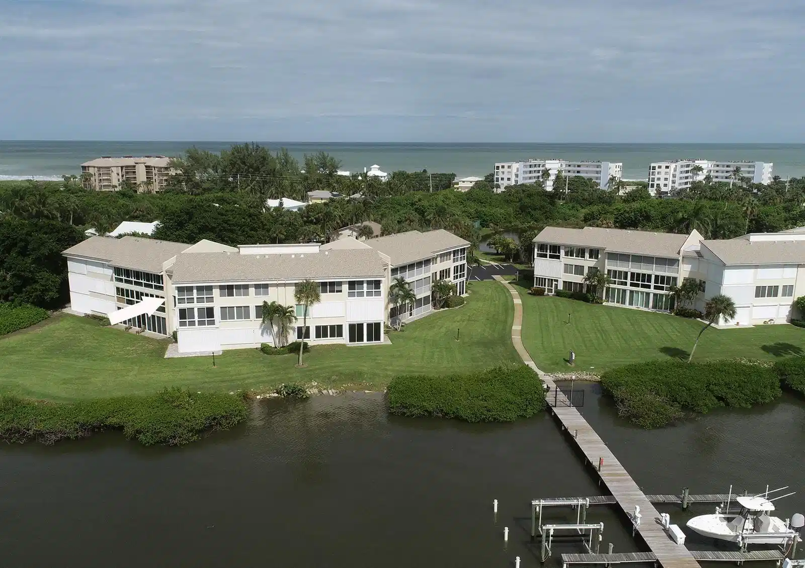 Image 1: Arrow DJI_0784