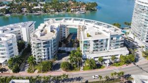 6620 Indian Creek Dr Unit 414