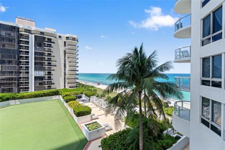 6365 Collins Ave