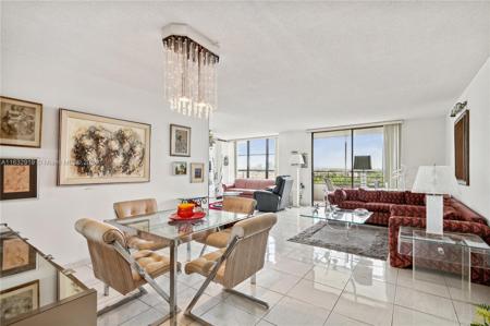 600 Three Islands Blvd