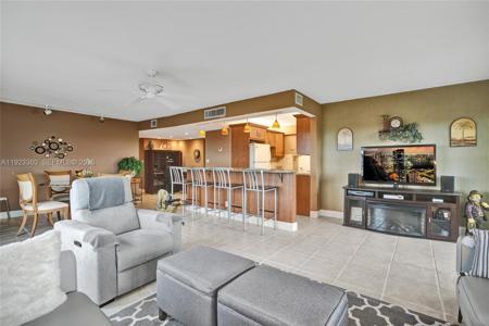 5100 Dupont Blvd