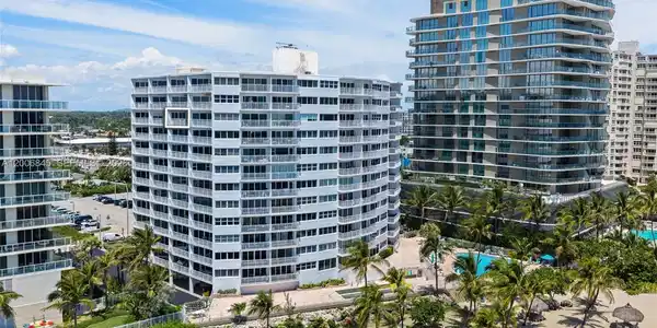 710 N Ocean Blvd