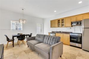 1016 71st St Unit 201
