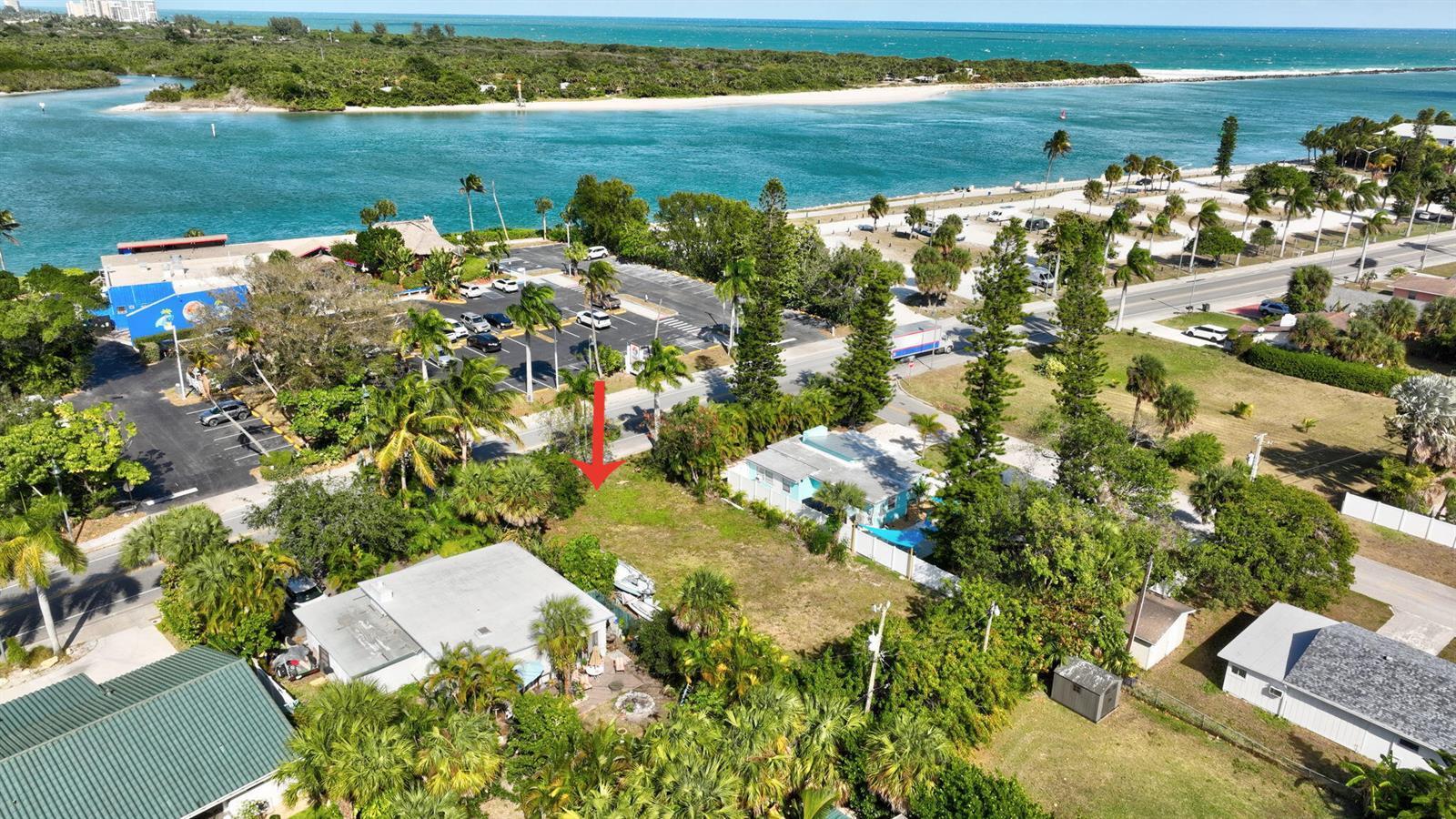 Image 3: BEAUTIFUL ISLAND LOT