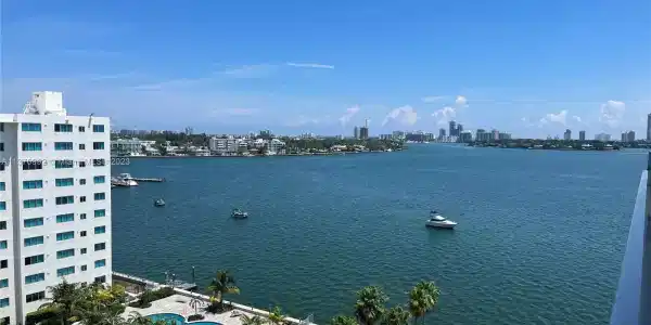 7501 E Treasure Dr Unit PH K