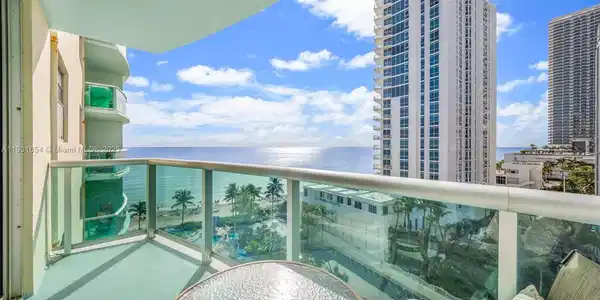 3901 S Ocean Dr