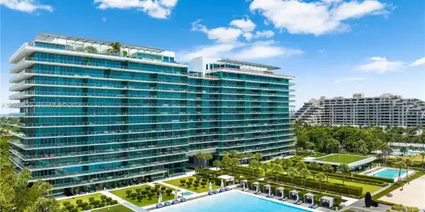 350 Ocean Dr