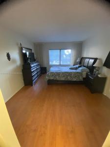 200 Diplomat Pkwy