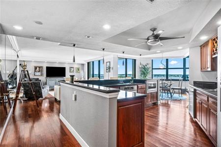 5420 N Ocean Dr
