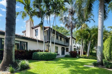 100 E Dilido Dr