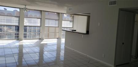 851 Three Islands Blvd